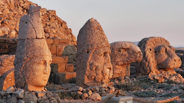 Kommagene Bienali